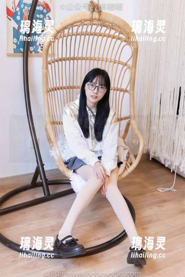 BoBoSocks袜啵啵 - 果冻与她的白丝大腿袜合集——高清体现了形态与线条的完美表现