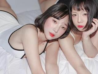 Kang Inkyung的白衬衫：美图打卡合集，穿越严肃与俏皮之间的微妙时刻！