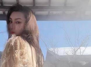 微密圈 – MIYA温柔风爆发，居然把图册做成免费款，是不是有人要给我送礼？