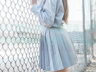 MSLASS梦丝女神 – 灵唯写真，校服纯白：大学也是校服吗？OMG，我又偏题了！