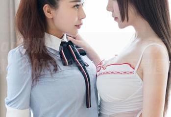 MiStar魅妍社 – 谁能抗拒？看完戴小唯的美脚，我的手指已经精准下载图包了。