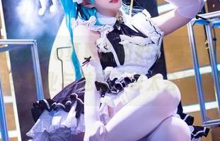 看！Natsuko夏夏子的护士美图合集，同时契合专业与魅惑，也太会撩了吧？
