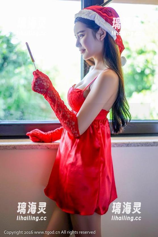 QingDouKe青豆客-赵伊彤 QingDouKe青豆客 - 赵伊彤的礼服秀:当然,高清是必不可少的配料