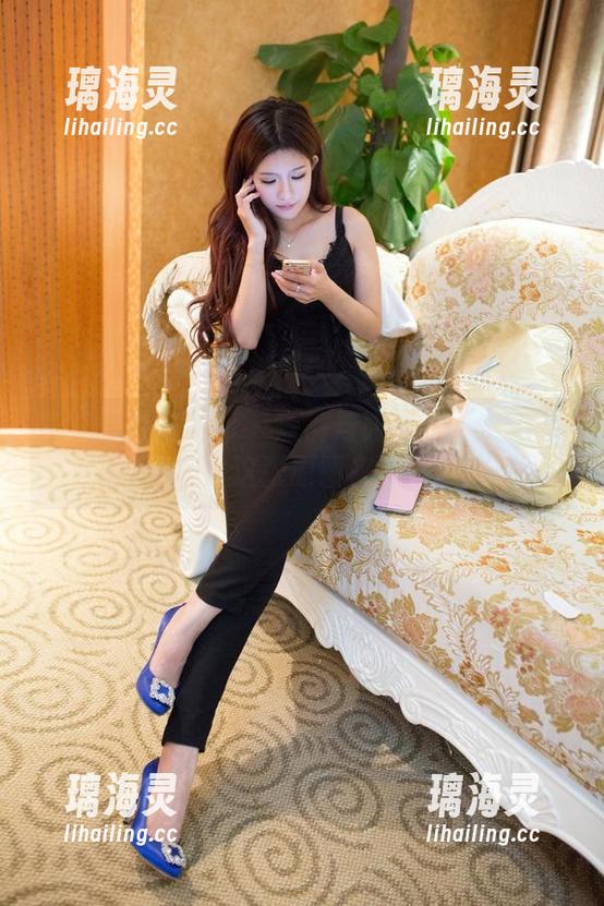TuiGirl推女郎-李丽莎 TuiGirl推女郎 - 短裤与阳光下的李丽莎:我决定拿这张原图来炫耀一下!