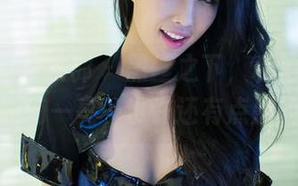 TuiGirl推女郎 – 黑丝之下，私拍的纯小希让人眼前一亮…也许还有点别的意思？