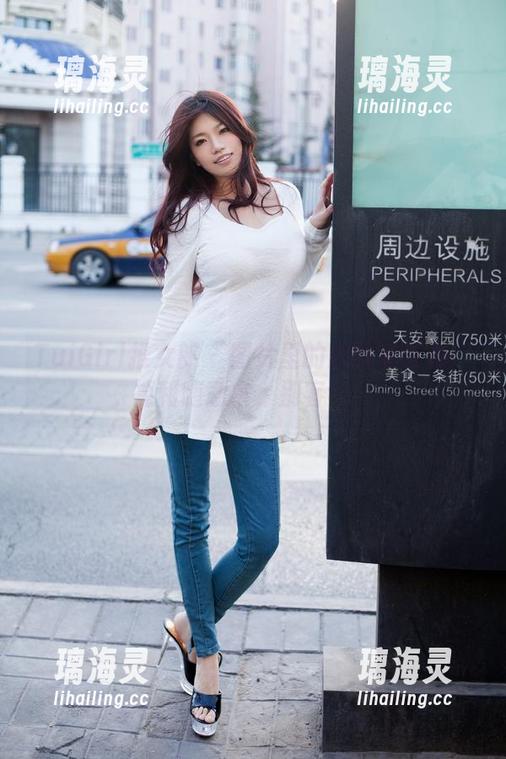 TuiGirl推女郎-赵纹清 TuiGirl推女郎 - 图片里的赵纹清毛衣:福利随意拿,别客气!