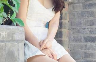 UGirls尤果网 – 海边的松果儿，不被光线限制的真实写真。