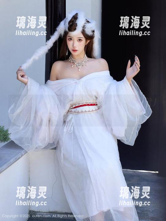 Xiuren秀人网-卓君Jeanes Xiuren秀人网 - 居家也不忘打扮,卓君Jeanes的图包让你找到新灵感!