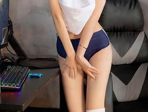 Xiuren秀人网 – 图册翻开，美桃酱的女孩，像一阵微风，轻轻抚过心头，好想再看一遍