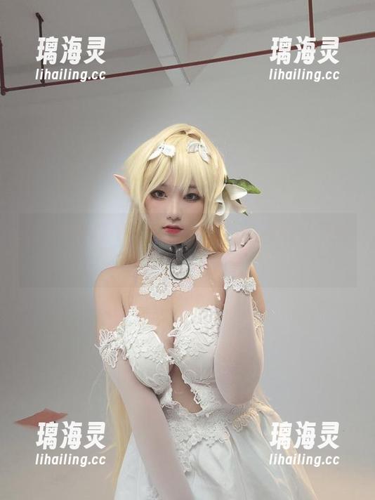 七七娜娜子 七七娜娜子的私拍图集,连衣裙的随意翻飞,你懂的