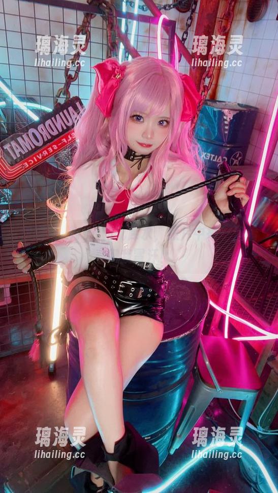 伊喵君_Nya 伊喵君_Nya的死库水,照片中每一滴看得我冒汗!