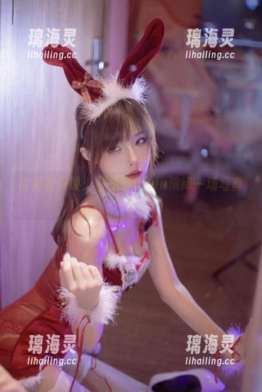余多多Dudu 白裙的召唤:余多多Dudu演绎一场写真大放送