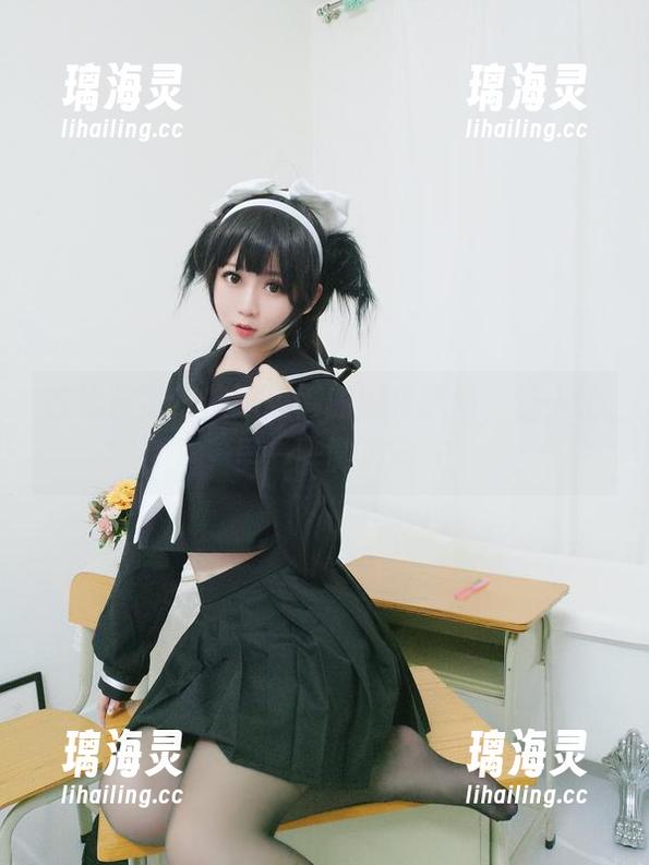依依超级懒 在线鉴赏依依超级懒的囚禁原图,让人心里一阵微波动