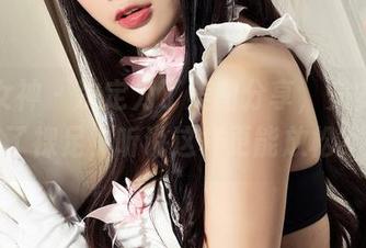 克拉女神 – 决定为了美图分享，安安选择了裸足，听说这样更能放松？