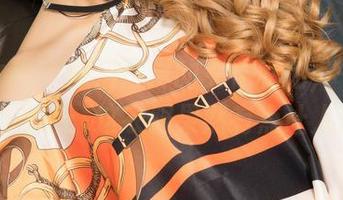 克拉女神 – 重启百琳的女仆私拍，一边欣赏一边在想：这衣服果然有点让人想歪…