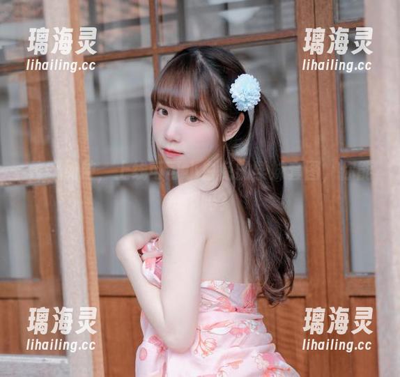 校服加持，上线可可小白兔的学妹套图，你能抗拒吗？
