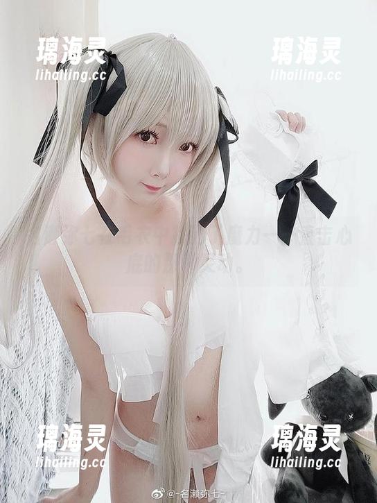 名濑弥七 名濑弥七在毛衣中找到了魔力——直击心底的那种灵动。