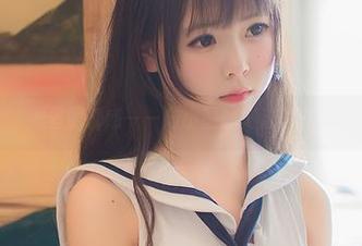 黑丝的诱惑——向小圆的高清写真集