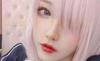 “啾小妍”万人迷，私拍与套图汇集全方位画风