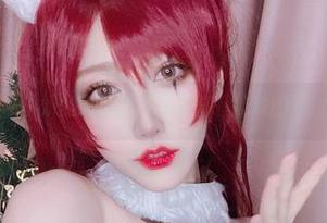 啾小妍的猫女写真，夜幕下猫咪的调皮