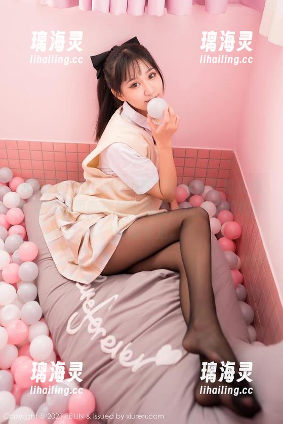 嗲囡囡 - 当Celina青妍的镜头聚焦女孩，写真集更新时刻就像是一场静谧的约会，悄悄临近。