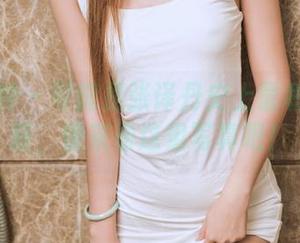 头条女神 – 可能是张译丹史上最和谐的套装，快来看这组写真吧！