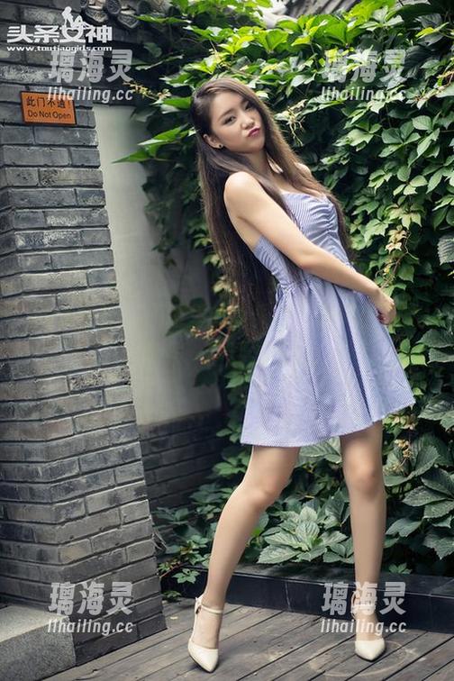 头条女神-松果儿 头条女神 - 原图里的松果儿,像天使遗落的糖果,甜到心里去。