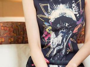 头条女神 – 火儿特供：免费少女套图，来这里看我变魔术！