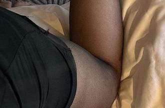 微密圈 – 若隐若现的奶雯私房，靠这件衣服清凉一夏，原图藏了骚气啊。