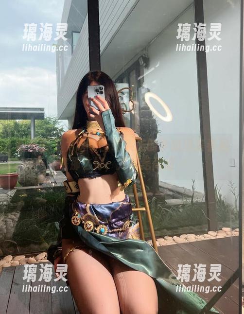 微密圈 - 为啥小玉吃果冻的学姐图集看起来那么好，尤其是高清～