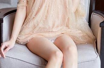 尤蜜荟 – “合法萝莉”旗袍写真：看了就想买一整套衣橱！