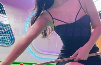 微密圈 – 说实话，就是阿朱啊的美足图包根本没让我失望，单看封面就想立刻入手！