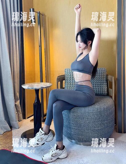 抖娘利世 有黑色就有希望?抖娘利世说原图和精选都是我追求的理想!