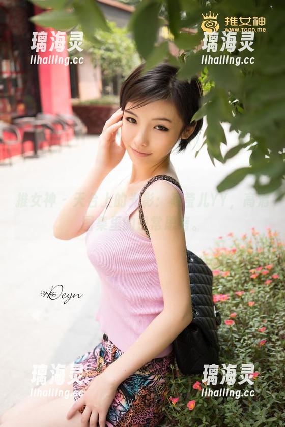 推女神-颖莹儿YY 推女神 - 天台上的光影:颖莹儿YY,高清图集里的日常思考。