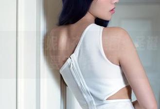 推女郎 – Yu佳妮的在线美图：圣诞老人也想要跟她合影！