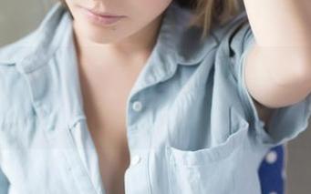 果团网 – 有没有人和我一样，王婉悠的和服美图看得走神了？