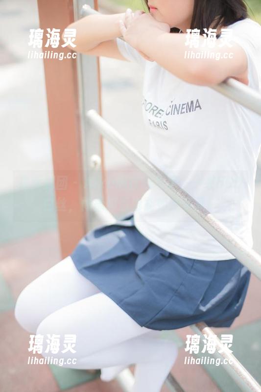 森萝财团-Aika 森萝财团 - Aika的在线写真,一袭80D白丝,体操服竟也能如此多元!
