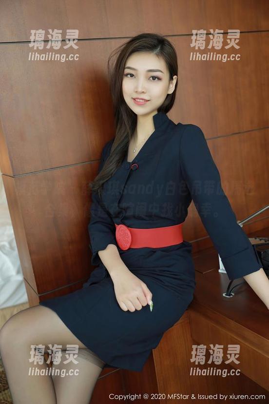 模范学院-薛琪琪sandy 模范学院 - 薛琪琪sandy白色吊带的精选合集,像是在喧闹中找小确幸。