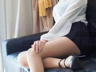 爱蜜社 – 腿控Angela小热巴私房图集：这腿，连空气都小心翼翼绕过！