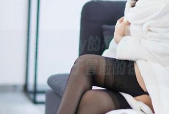 爱蜜社 – 芝芝Booty的和服：一件作品，分享给敢于冒险的你。
