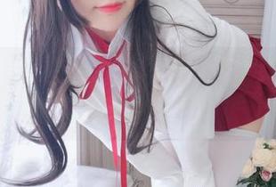 死亡睡衣：白烨烨的写真资源，谨防自杀诱惑。