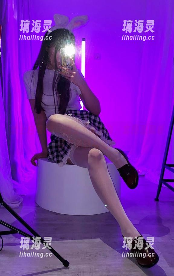 白银81 爱上白银81,魔女术的写真,套图里藏着些许黑暗与光明