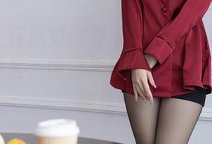 秀人网 – 在这组营养丰富的Carol周妍希泳装资源里，憧憬海边的日子，有了全新玩法。