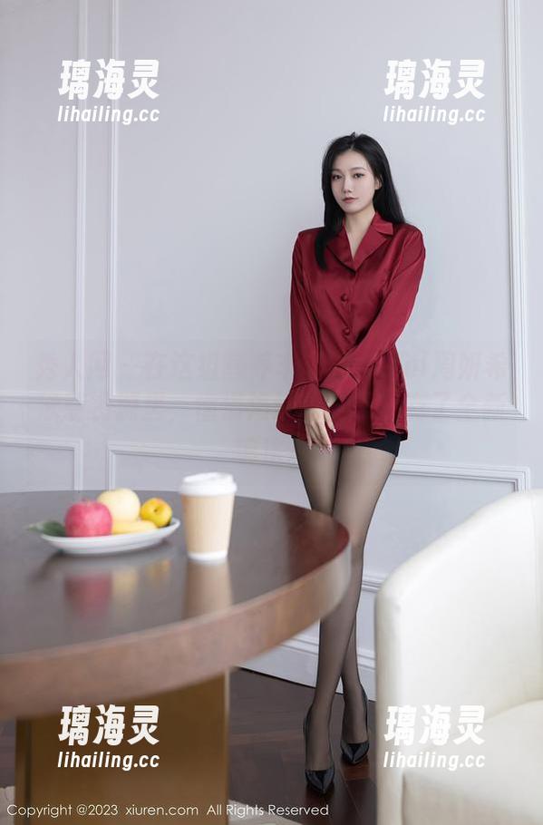 秀人网-Carol周妍希 秀人网 - 在这组营养丰富的Carol周妍希泳装资源里,憧憬海边的日子,有了全新玩法。