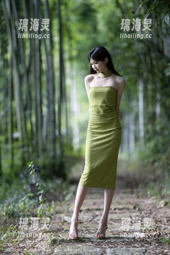 秀人网-优琪琪子yuki 秀人网 - 这婚纱搭优琪琪子yuki,高清美图就像直击灵魂的魔力。