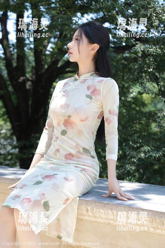 秀人网-圆圆酱 秀人网 - 图集揭秘:圆圆酱的学姐之路,别说我没提醒你哦!
