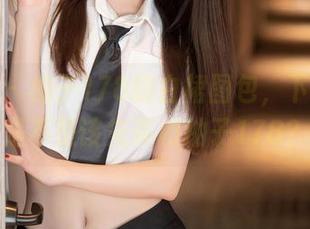 秀人网 – 柚子178的白裙图包，下载前我是不是该先买根柚子178？