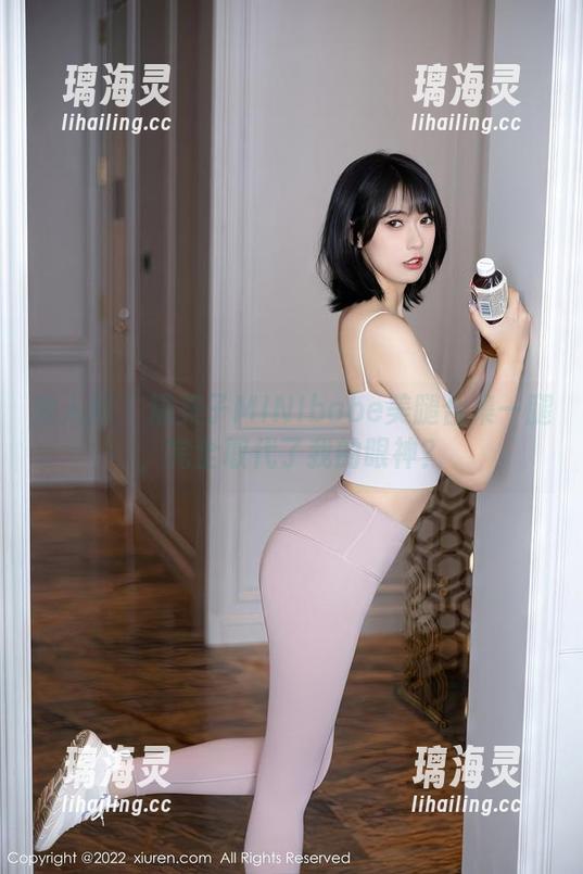 秀人网-糯美子MINIbabe 秀人网 - 糯美子MINIbabe美腿合集—腿,完全取代了我的眼神?