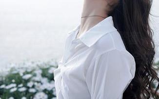 秀人网 – 一言不合就来了一整套，陈雅漫VICKY的美图和粉色作品太会挑逗了
