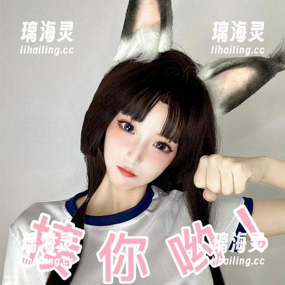 章鱼小童谣 不想让你看的自拍:章鱼小童谣的作品默默翻了个白眼。